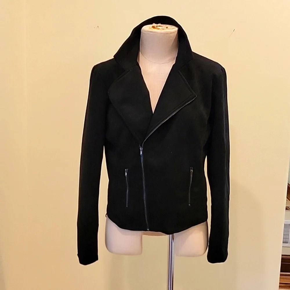 Jacket - Picture 1 of 4